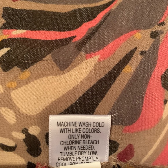 Elle Top - Picture 8 of 8